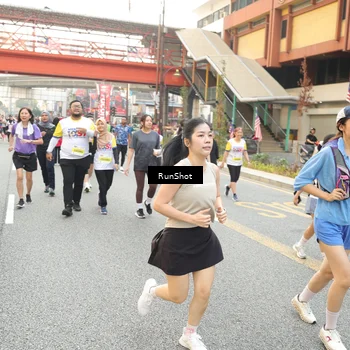 Runner Photo 4703619