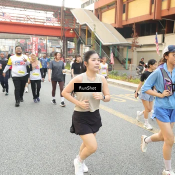 Runner Photo 4703624