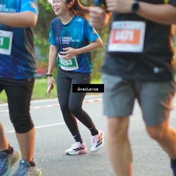 Runner Photo 4703678