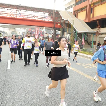 Runner Photo 4703679
