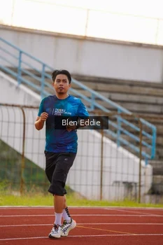Runner Photo 4703701