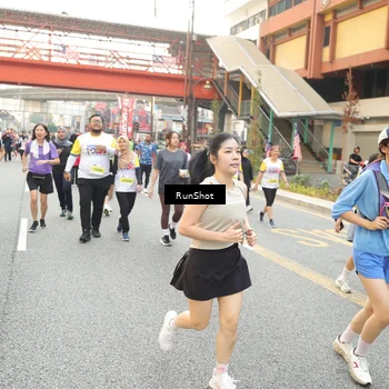 Runner Photo 4703706