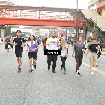 Runner Photo 4703715