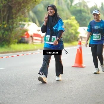 Runner Photo 4703754
