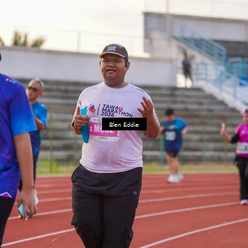 Runner Photo 4703755