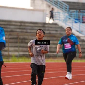 Runner Photo 4703779