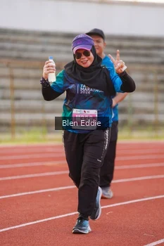 Runner Photo 4703795