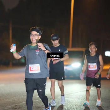 Runner Photo 4703798