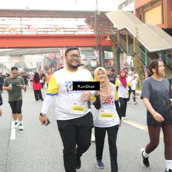 Runner Photo 4703805