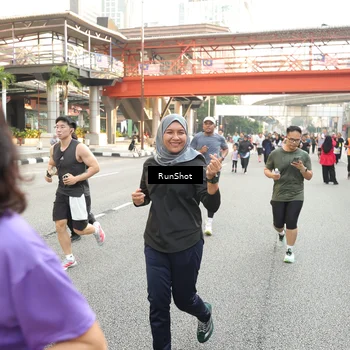 Runner Photo 4703836