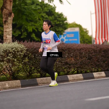 Runner Photo 4703860