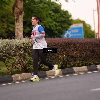 Runner Photo 4703908