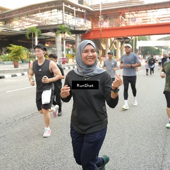 Runner Photo 4703929