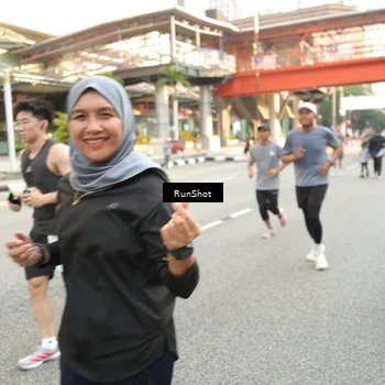 Runner Photo 4703948
