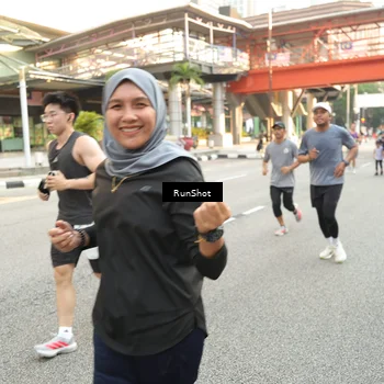 Runner Photo 4703950
