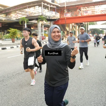 Runner Photo 4703982