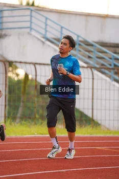 Runner Photo 4703995