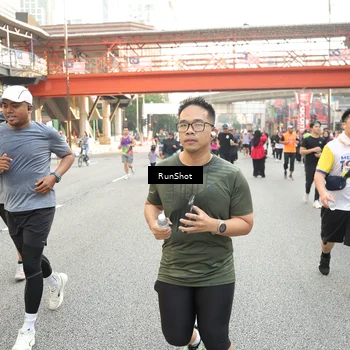 Runner Photo 4704041