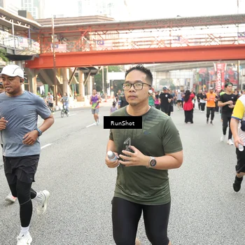 Runner Photo 4704131
