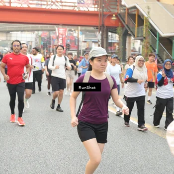 Runner Photo 4704154