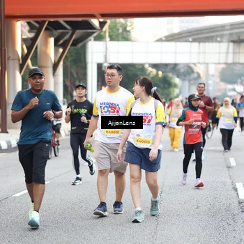 Runner Photo 4704159