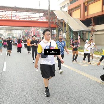 Runner Photo 4704165