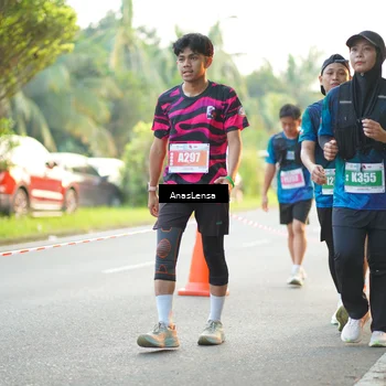 Runner Photo 4704197