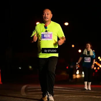 Runner Photo 4704213