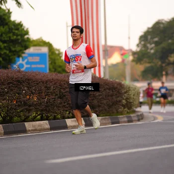 Runner Photo 4704227