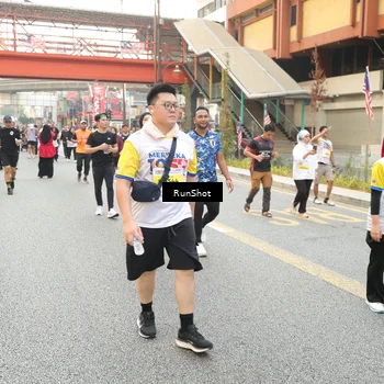 Runner Photo 4704236
