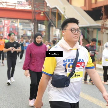 Runner Photo 4704251