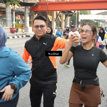Runner Photo 4704277