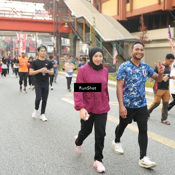 Runner Photo 4704342