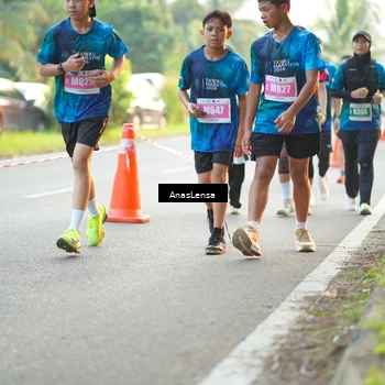Runner Photo 4704346