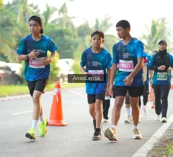 Runner Photo 4704351