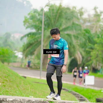 Runner Photo 4704359