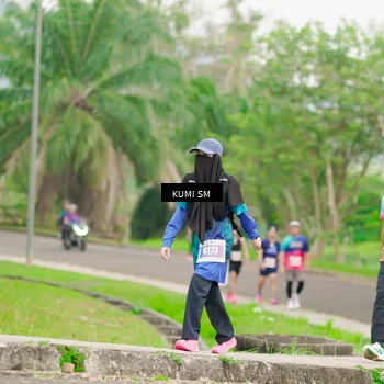 Runner Photo 4704420