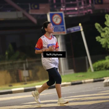 Runner Photo 4704480