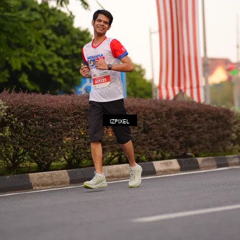 Runner Photo 4704488