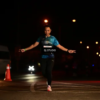 Runner Photo 4704498