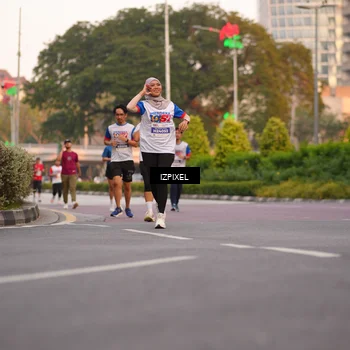 Runner Photo 4704570