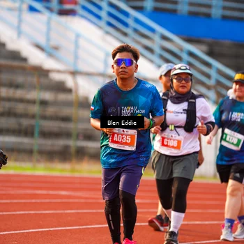 Runner Photo 4704610