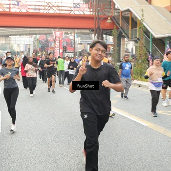 Runner Photo 4704686