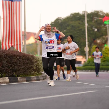 Runner Photo 4704731