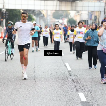 Runner Photo 4704735