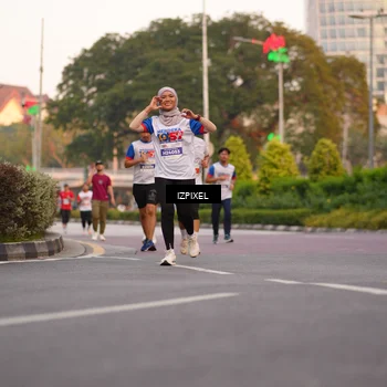 Runner Photo 4704752