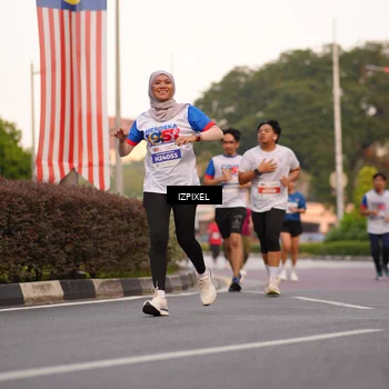 Runner Photo 4704765