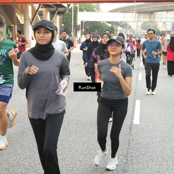 Runner Photo 4704813