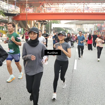Runner Photo 4704827