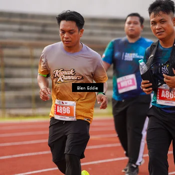 Runner Photo 4704875